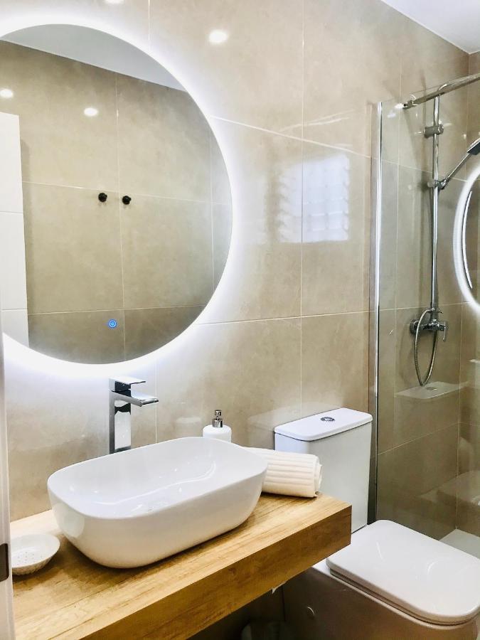 Gleaming & Well Located Apartment In Malaga Center المظهر الخارجي الصورة