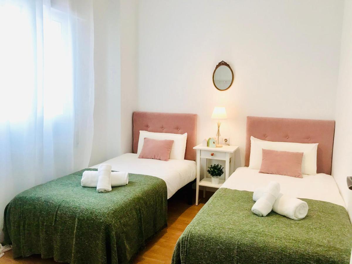 Gleaming & Well Located Apartment In Malaga Center المظهر الخارجي الصورة