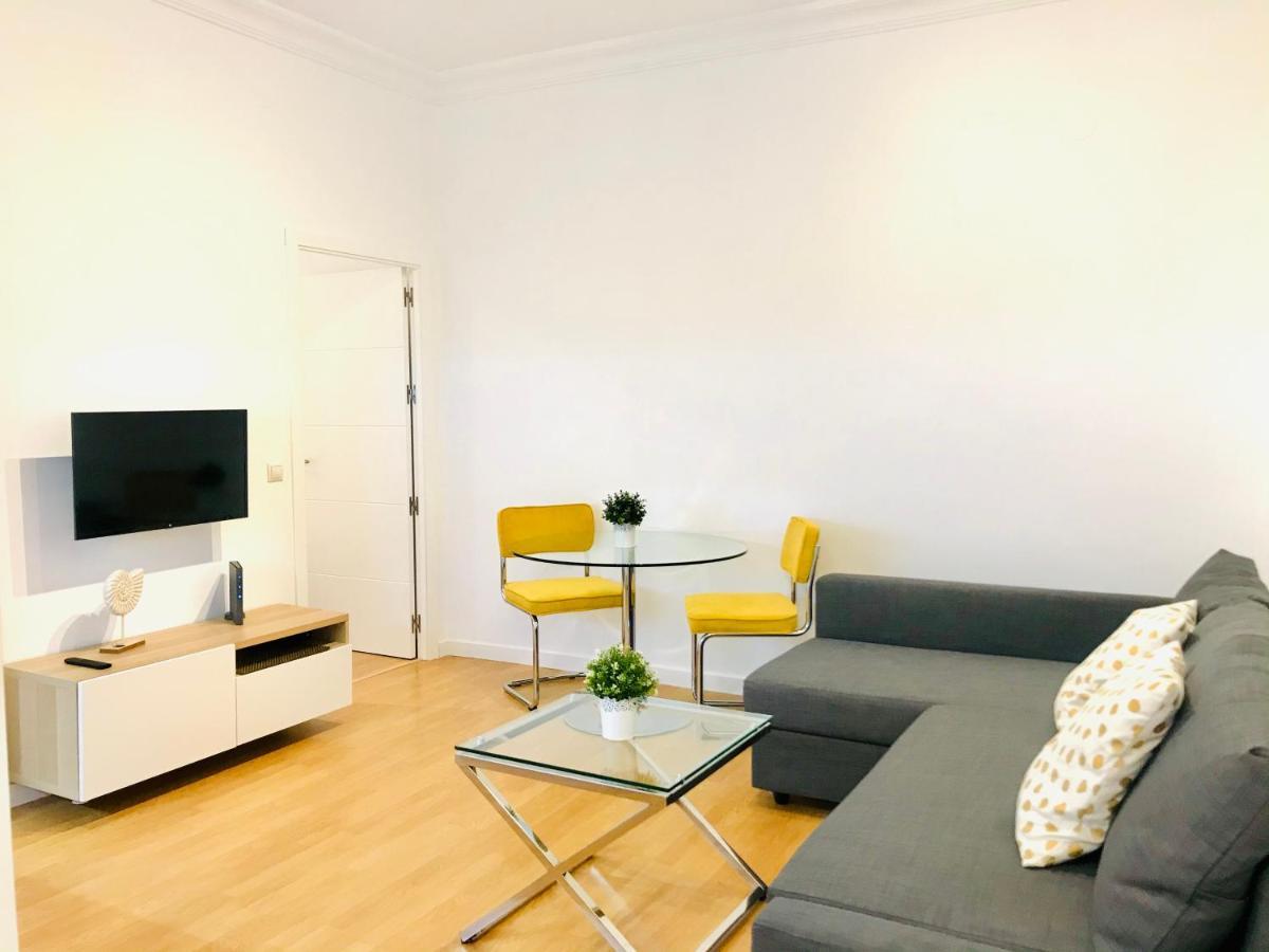 Gleaming & Well Located Apartment In Malaga Center المظهر الخارجي الصورة