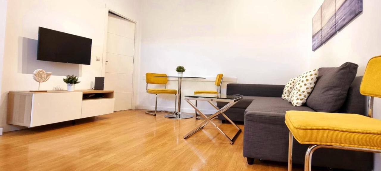 Gleaming & Well Located Apartment In Malaga Center المظهر الخارجي الصورة